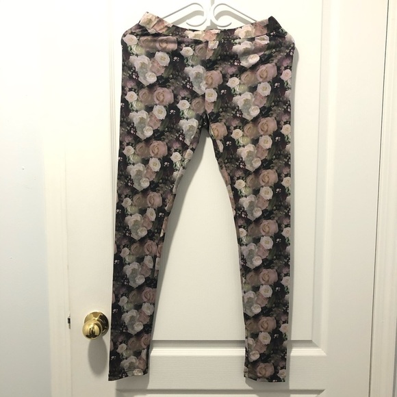 🍋NWT Barbie Rose Legging - Picture 2 of 4